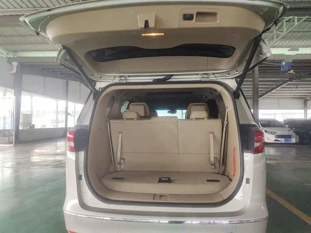 Buick GL8 2017 ES 28T Luxury China V фото 19