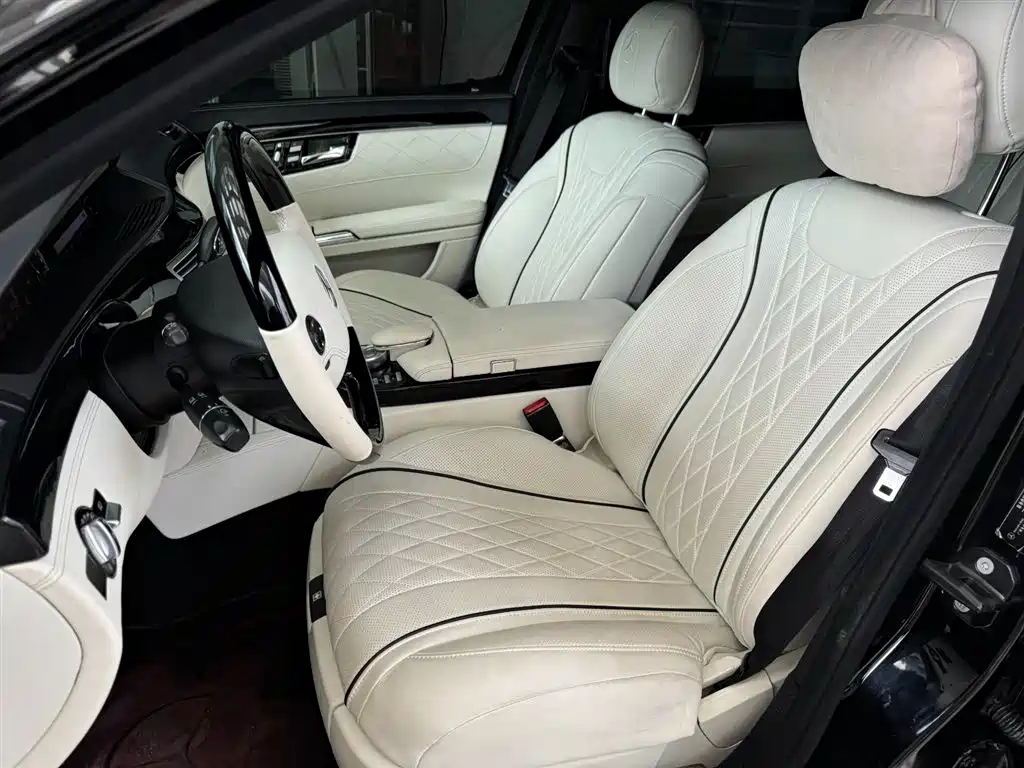 Mercedes-Benz S-Class фото 7