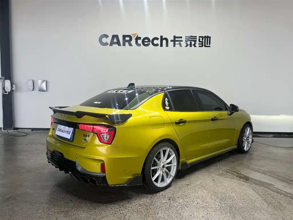 Lynk & Co 03 2022 03+ 2.0TD Auto Performance Package фото 5
