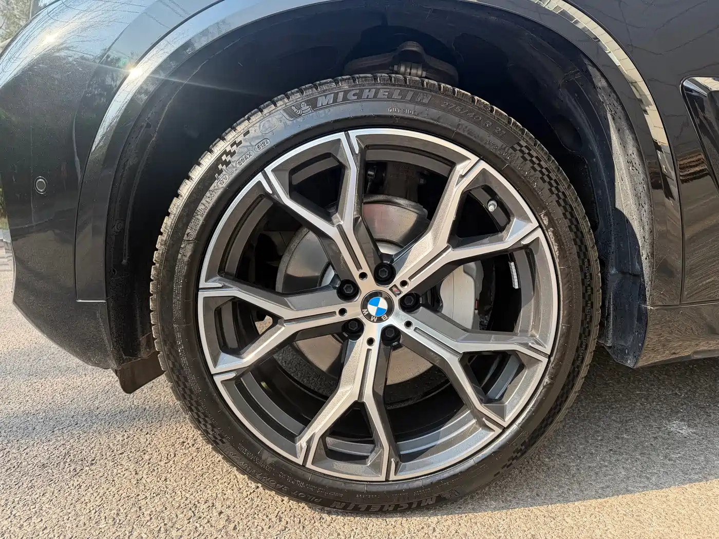 BMW X5 2025 Model xDrive 30Li Exclusive M Sport Blackout Package фото 22
