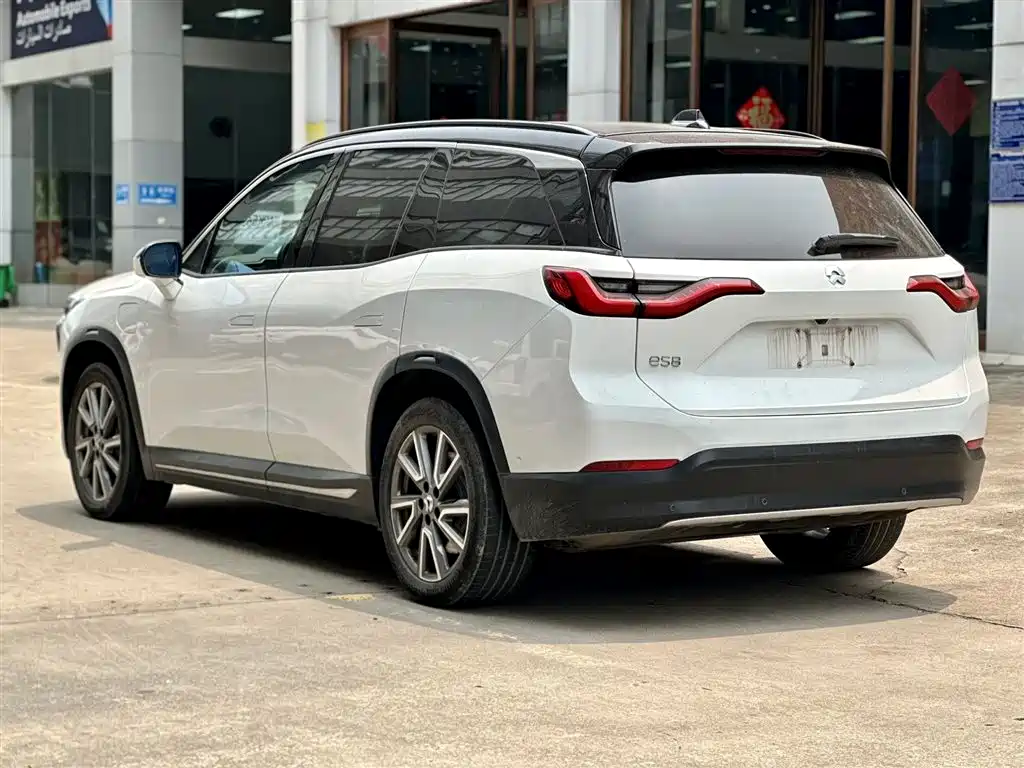 NIO NIO ES8