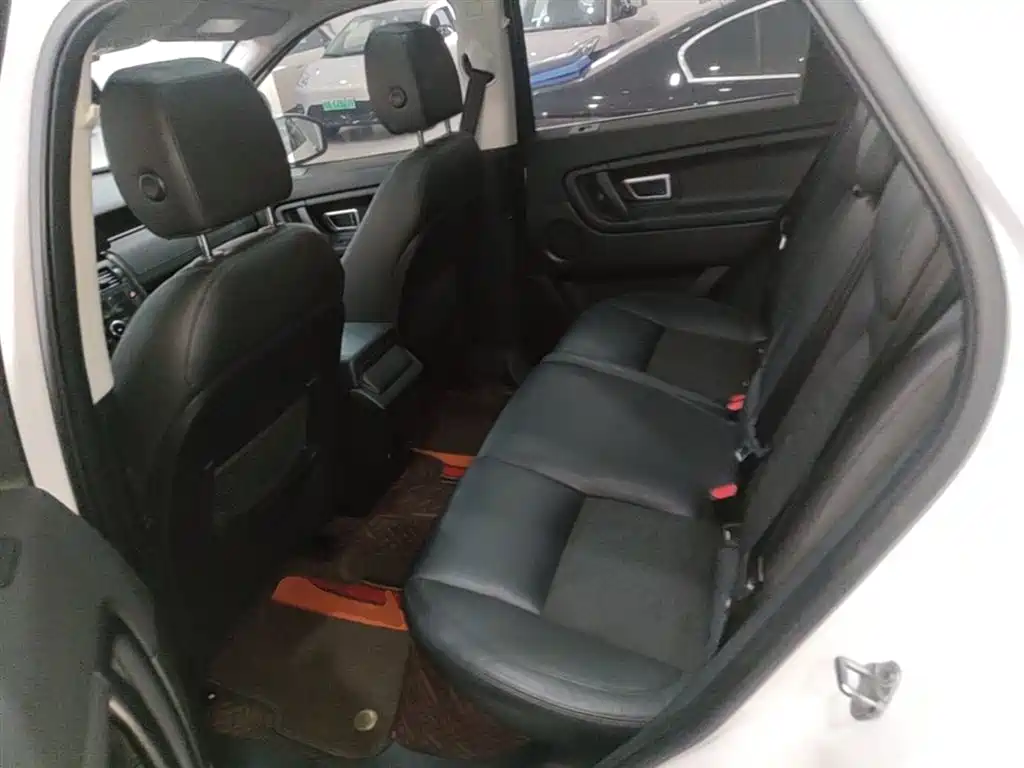 Land Rover Discovery Sport 2018 200PS PURE Edition фото 17