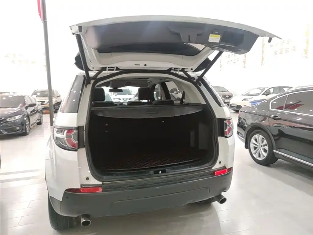 Land Rover Discovery Sport 2018 200PS PURE Edition фото 19