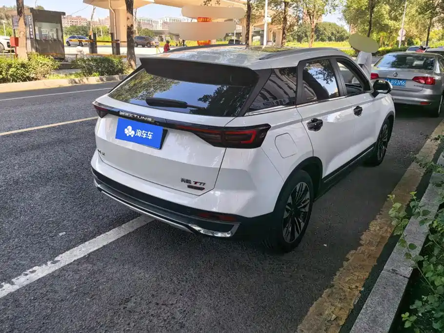 Besturn Bestune T77 2023 2023 1.5T Automatic Luxury