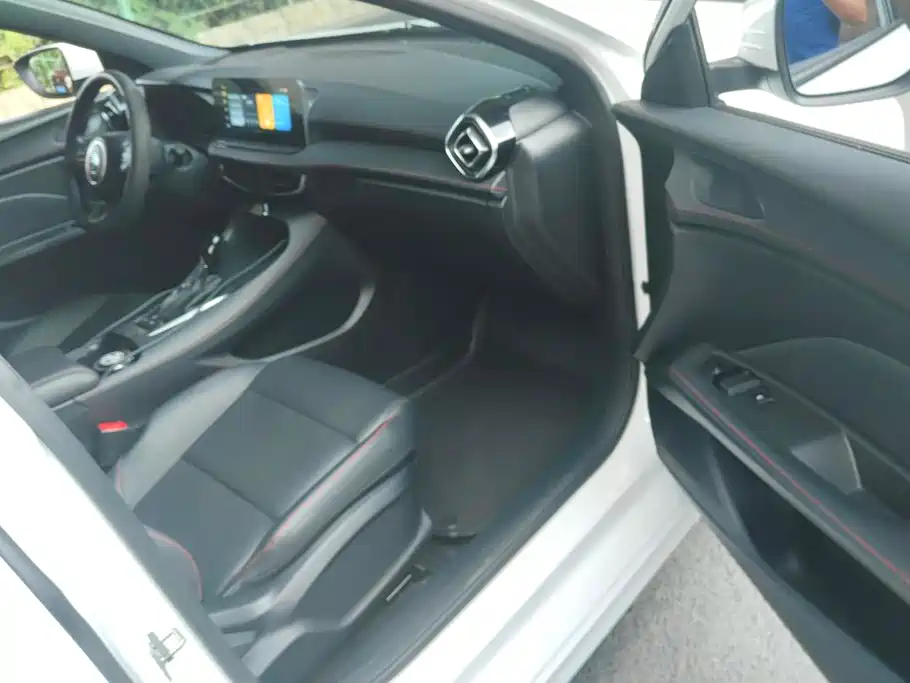 MG MG5 2025 2025 180DVVT Global Pioneer Edition