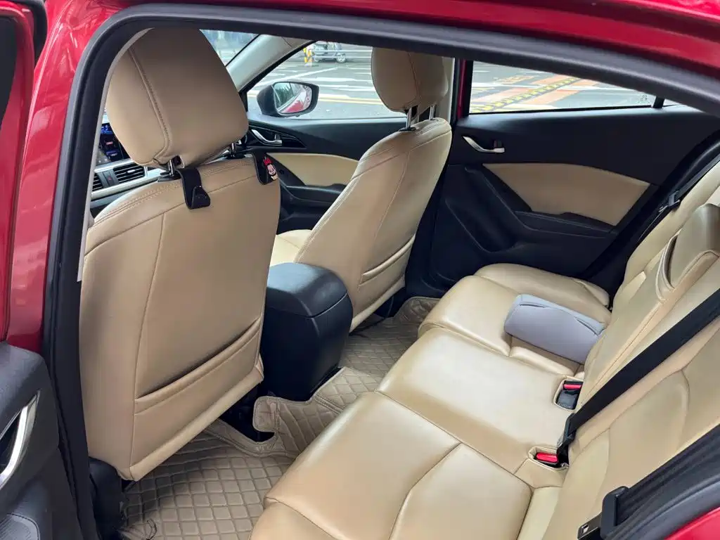 Mazda Mazda3 Axela 2014 2014 Sedan 1.5L Automatic Comfort