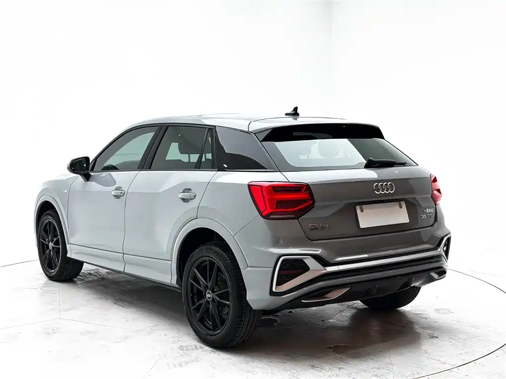 Audi Q2L 2022 35 TFSI Progressive Dynamic фото 4