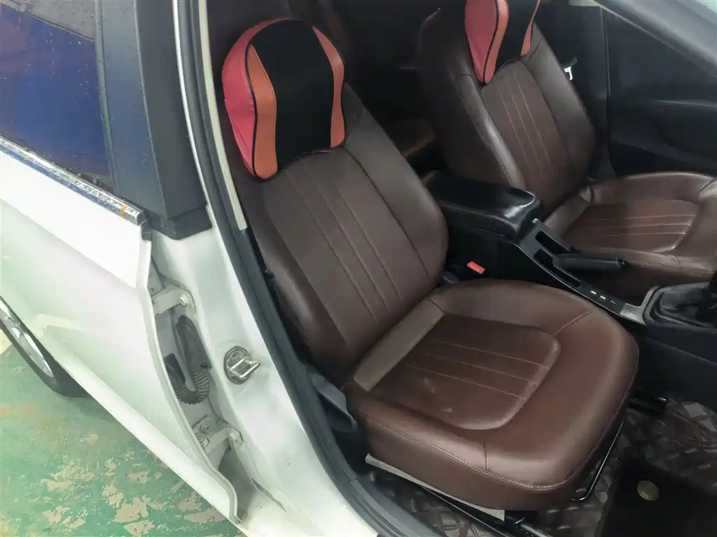 Volkswagen Santana 2016 1.6L Automatic Trend Edition фото 25