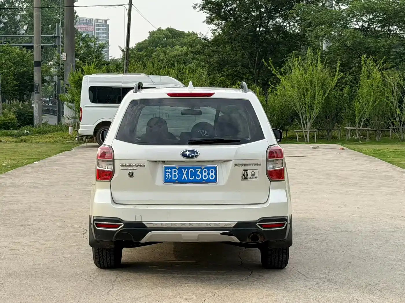 Subaru Forester 2013 2.5i Automatic Luxury Edition фото 5