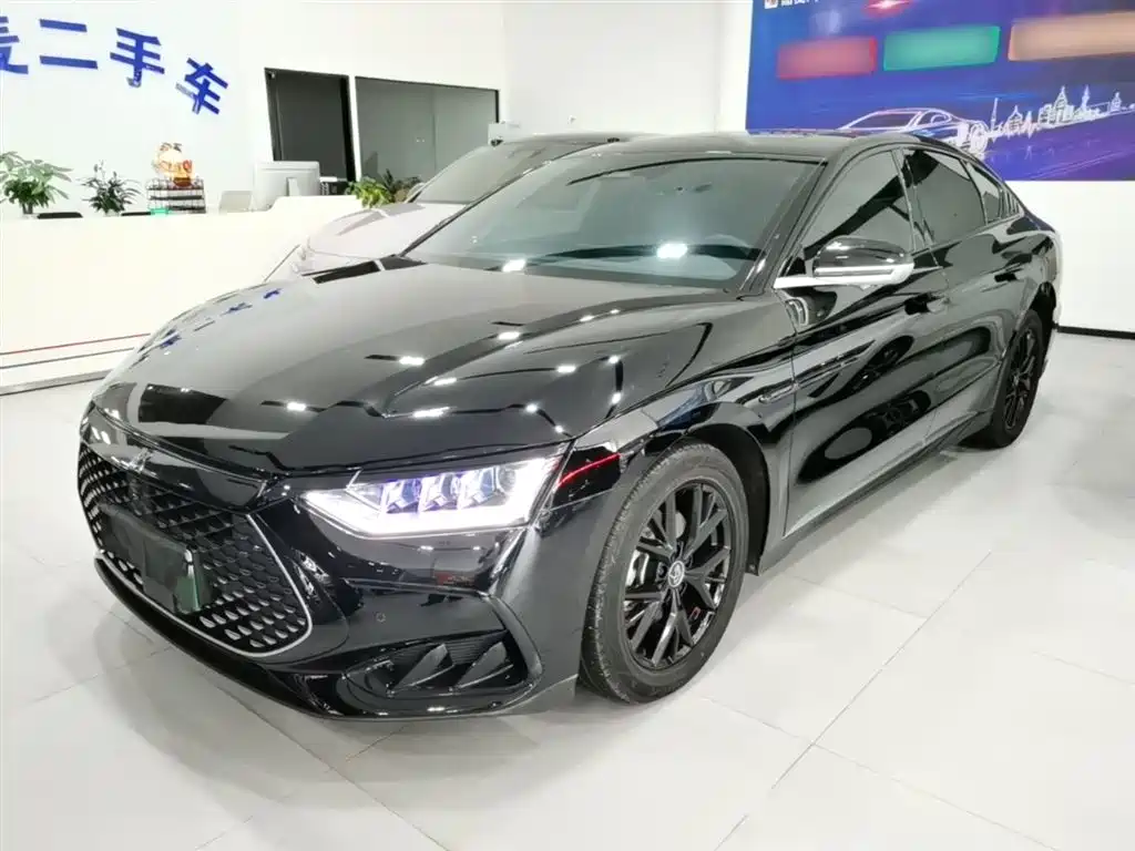 BYD Han 2024 DM-i Glory Edition 121KM Premium
