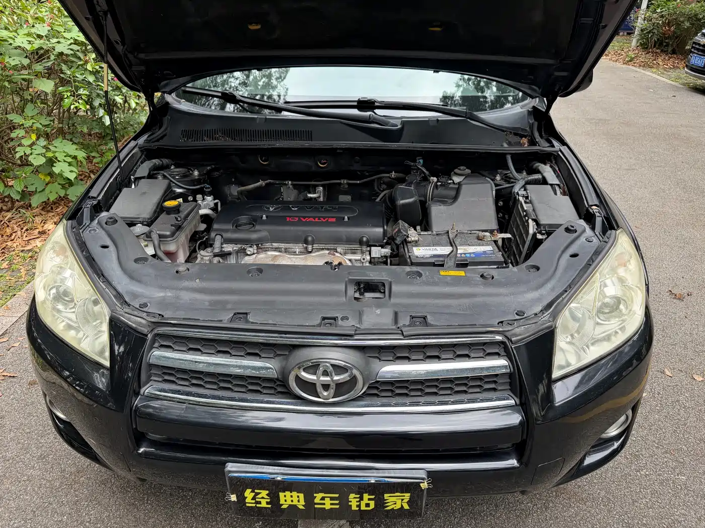 Toyota RAV4 Rongfang 2010 Model 2.0L Manual Luxury Upgrade Edition фото 12