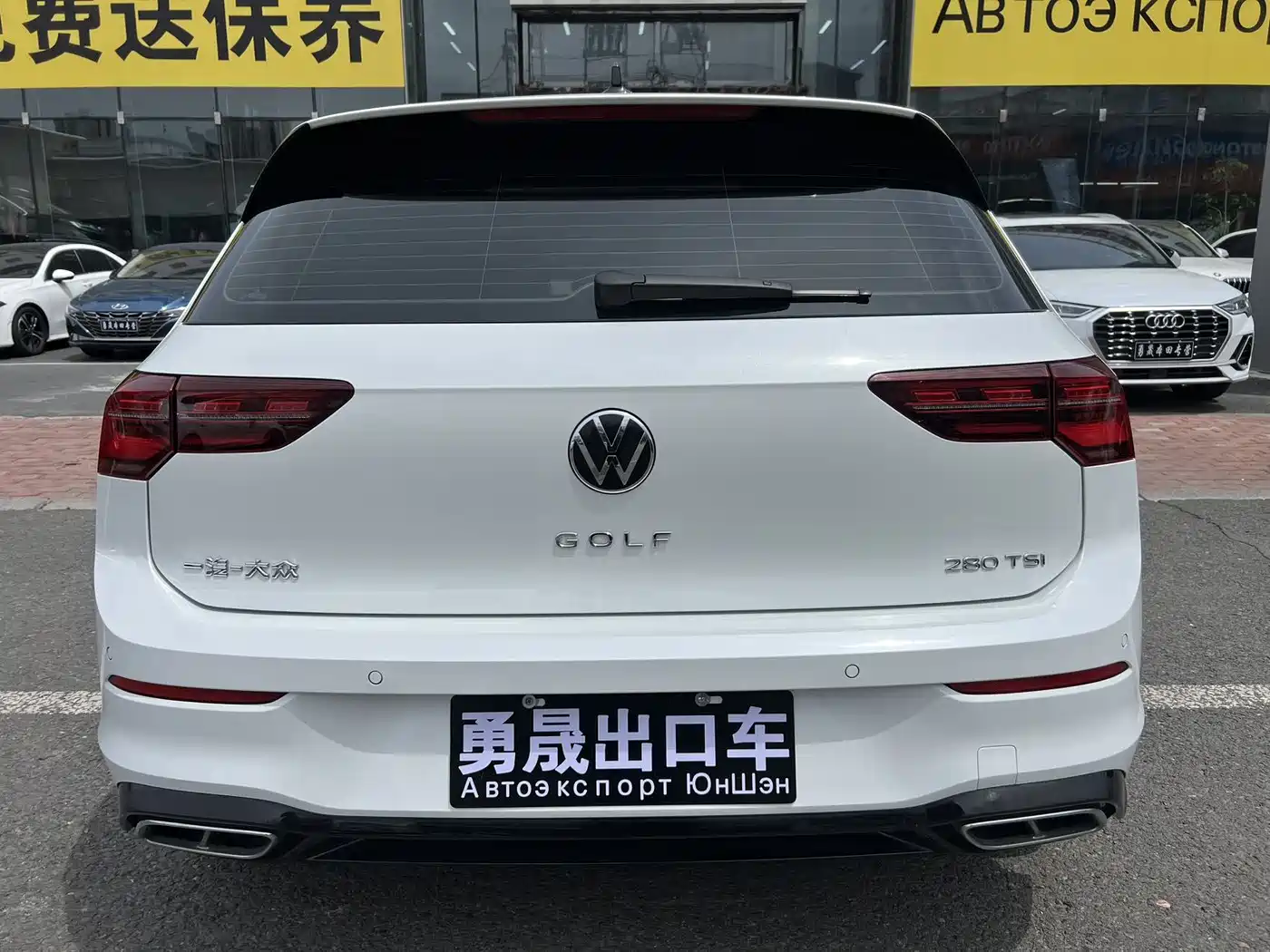 Volkswagen Golf 2023 280TSI DSG R-Line Lite фото 5