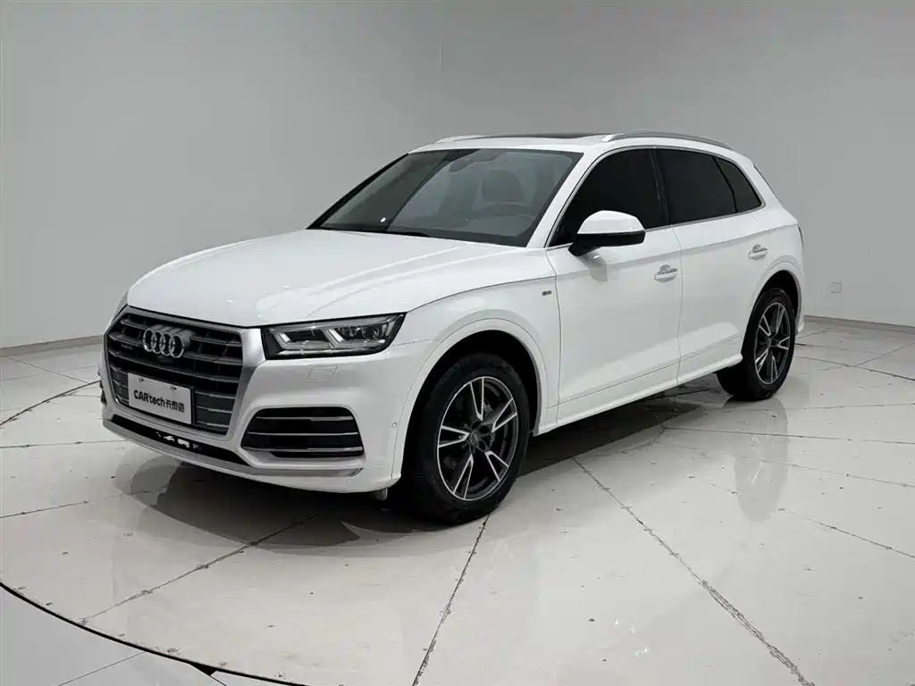 Audi Q5L 2020 45 TFSI Exclusive Fashion фото 5