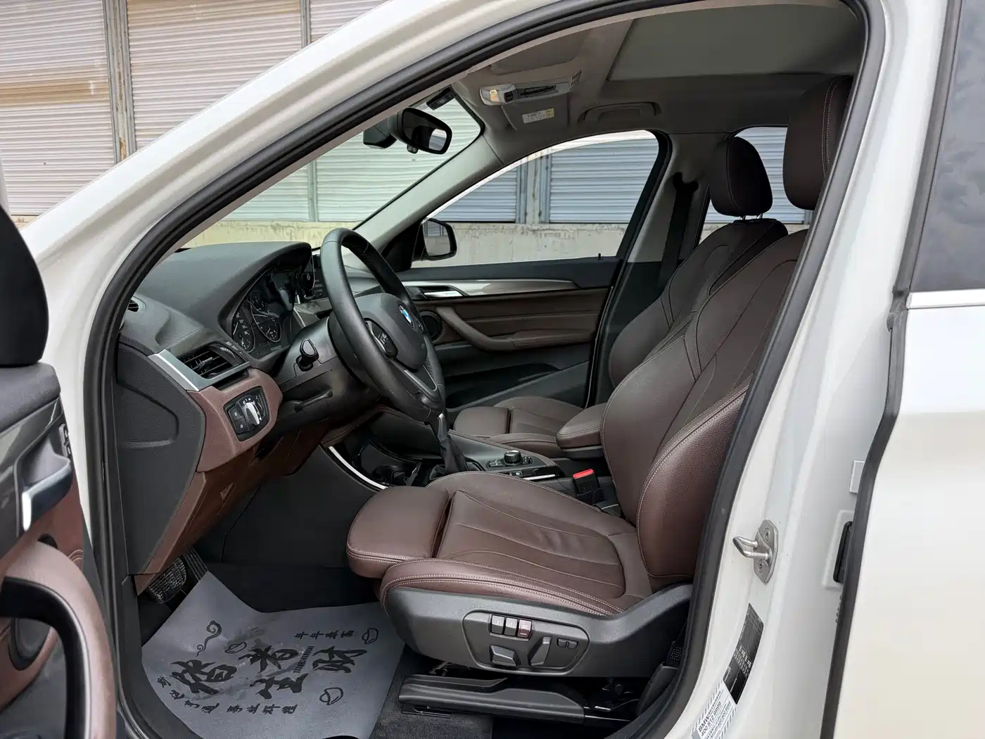 BMW X1 2018 sDrive18Li Premium Model фото 8