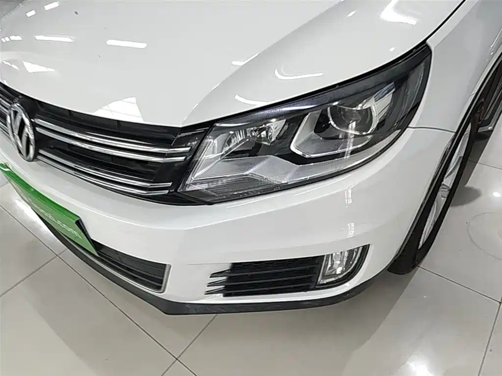 Volkswagen Tiguan 2016 Model 300TSI Automatic 2WD Comfort Edition фото 24
