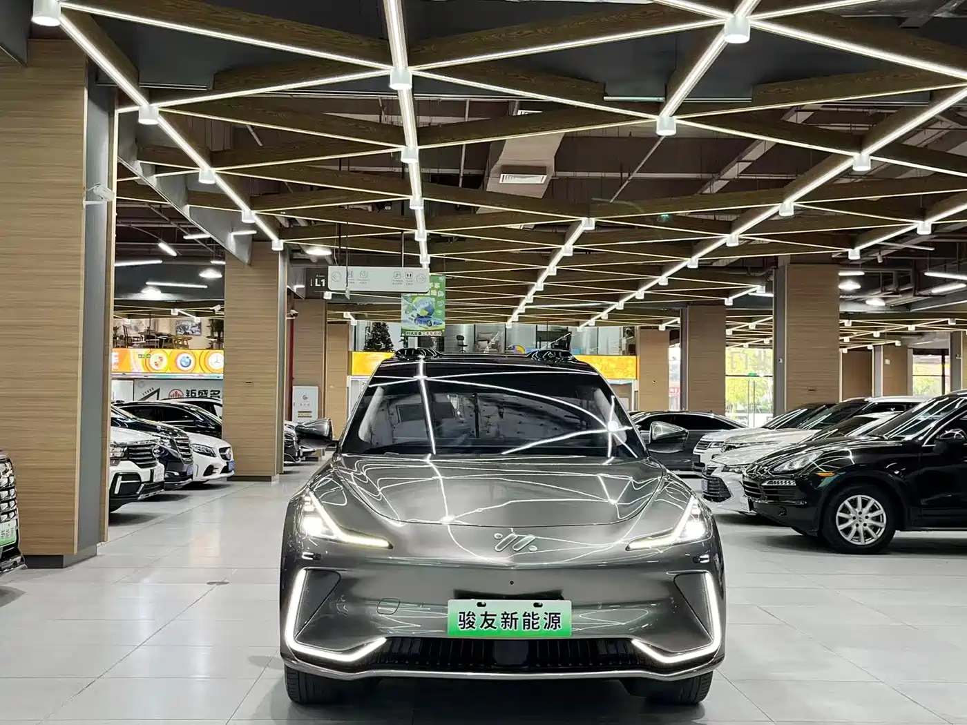 ZHIJI AUTOMOBILE ZHIJI LS7