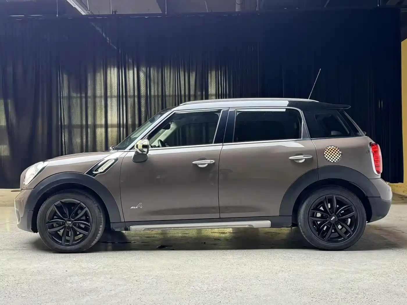 MINI COUNTRYMAN 2014 1.6T COOPER ALL4 Excitement фото 4