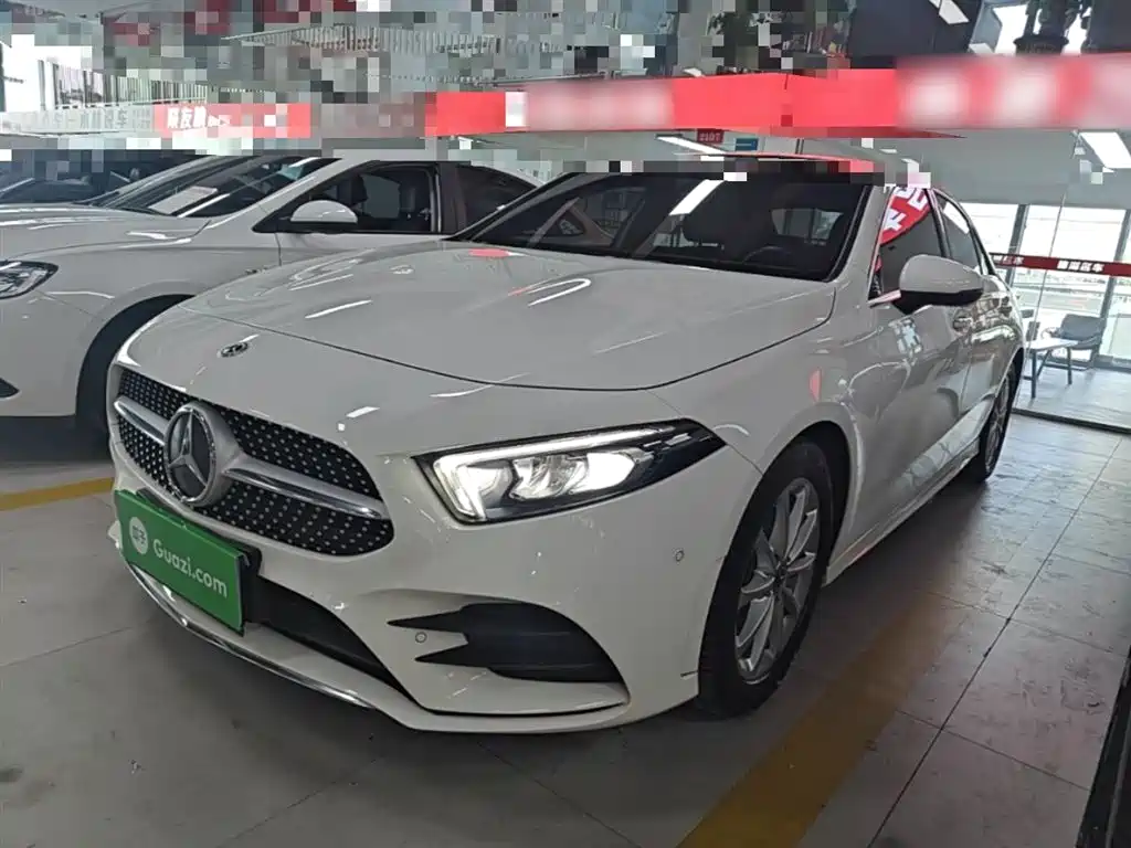 Mercedes-Benz A-Class 2020 A 200 L Sport Sedan фото 2