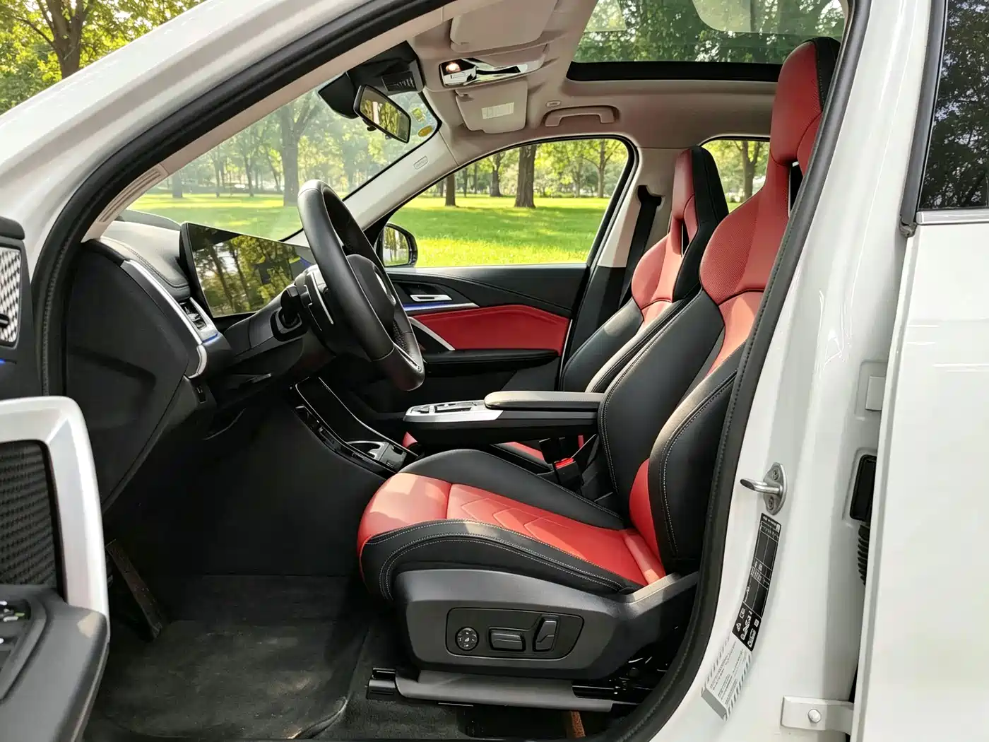 BMW X1 2025 2024 xDrive25Li M Sport Package