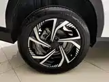 Фото 6 - Geely Atlas