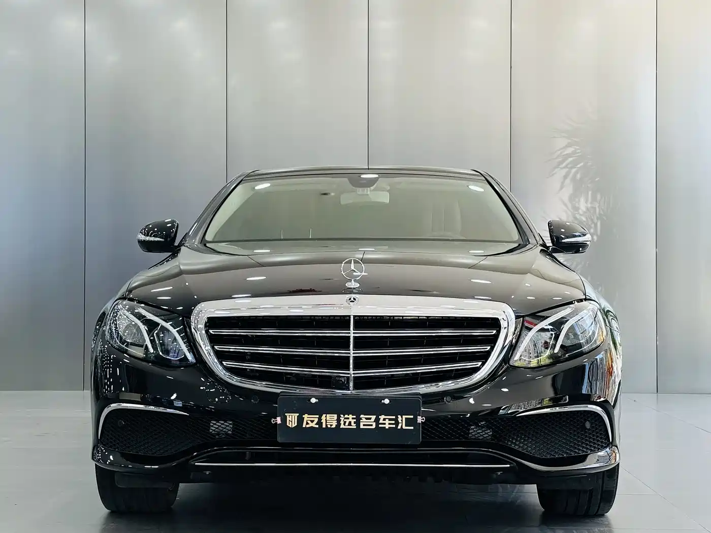 Mercedes-Benz E-Class 2020 E 300 L Sport Luxury Model фото 2