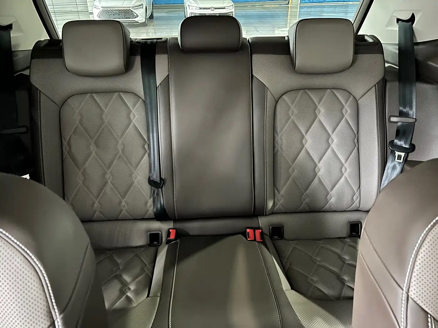 Volkswagen Viloran 2024 380TSI Executive Edition фото 27