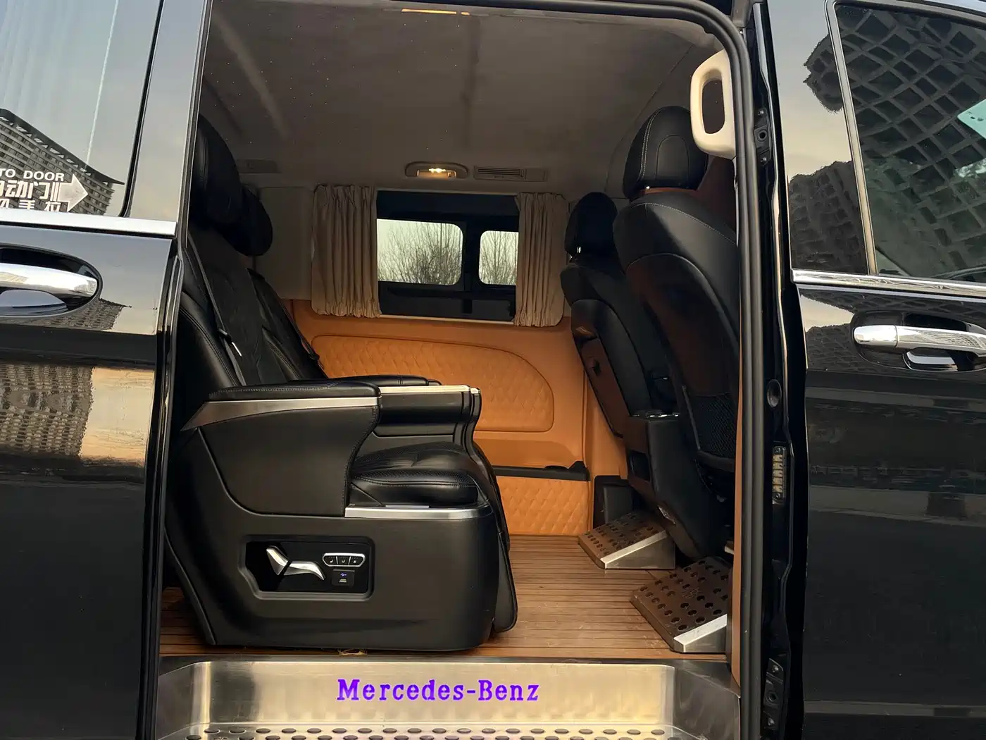 Mercedes-Benz Vito 2020 2.0T Elite Edition (7-seater) фото 14