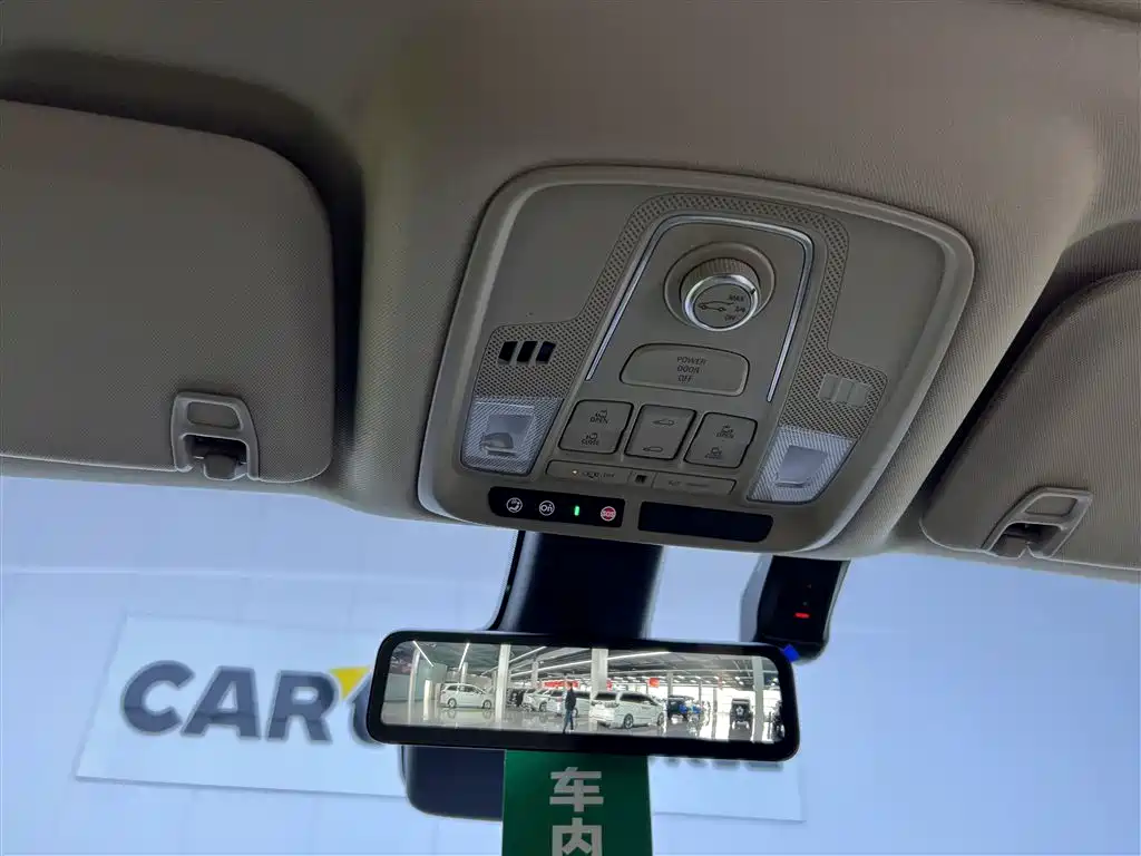 Buick GL8 New Energy 2025 Land Honor Premium Edition 7-Seater фото 27