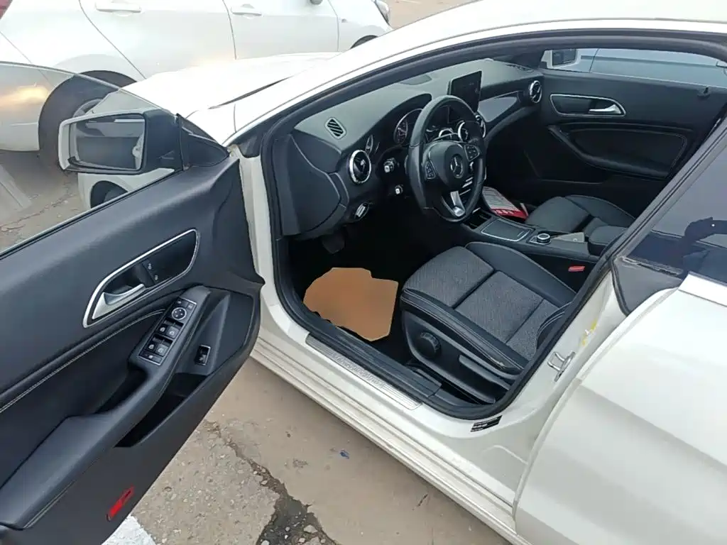 Mercedes-Benz CLA (Import) 2017 2017 CLA 180