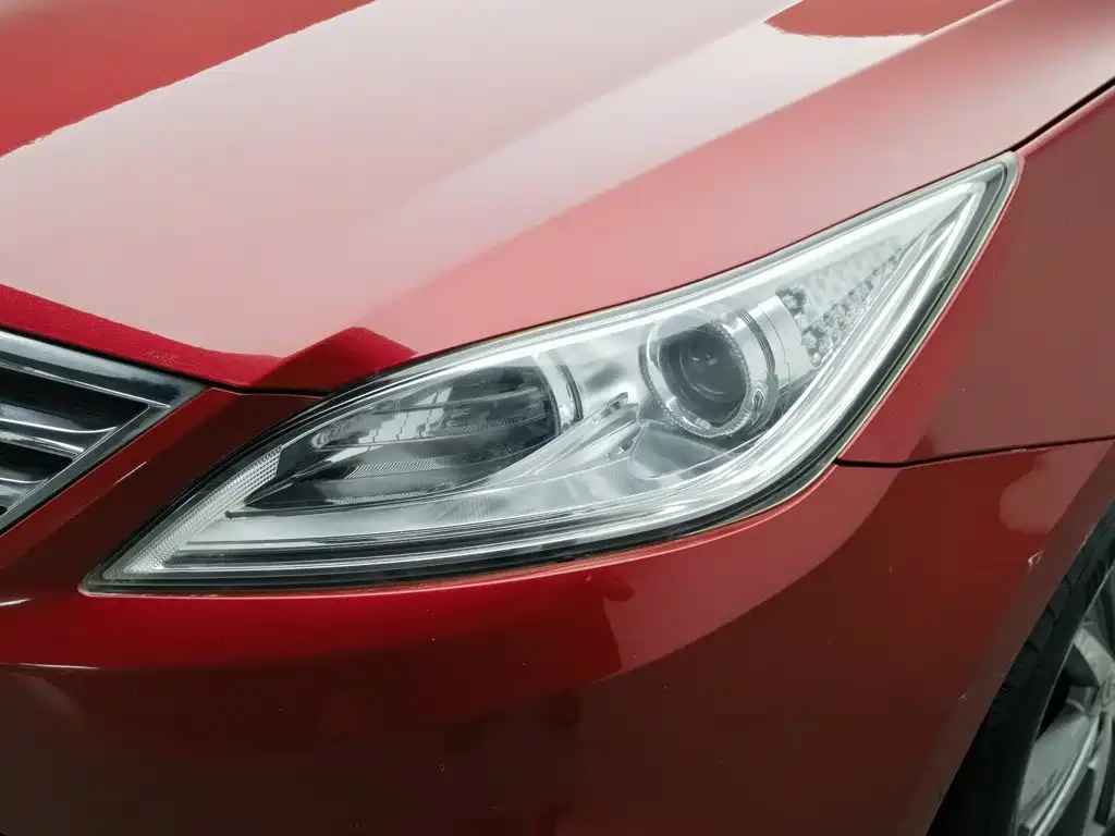 Фото 7 - Changan Eado