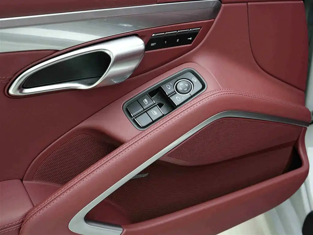 Porsche 718 2023 Boxster Style Edition 2.0T фото 16