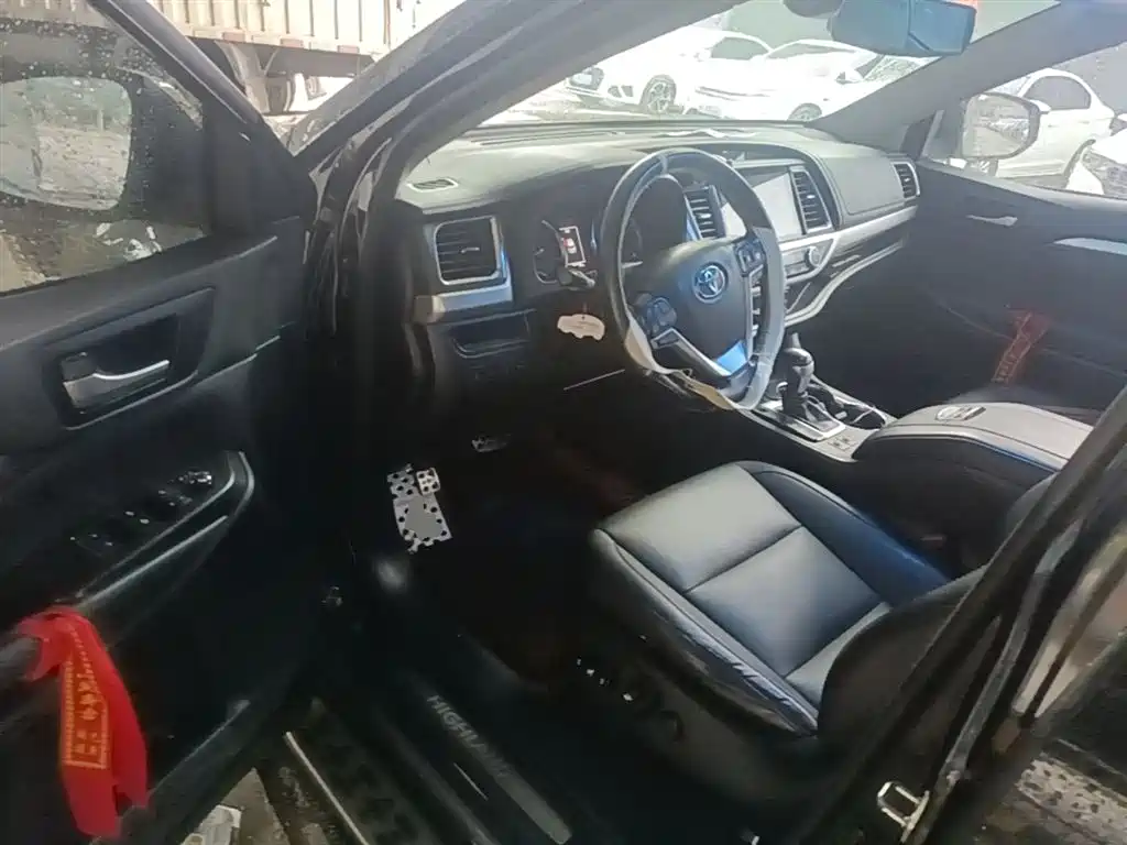 Toyota Highlander 2018 2.0T 4WD Premium 7-seater (China V) фото 12