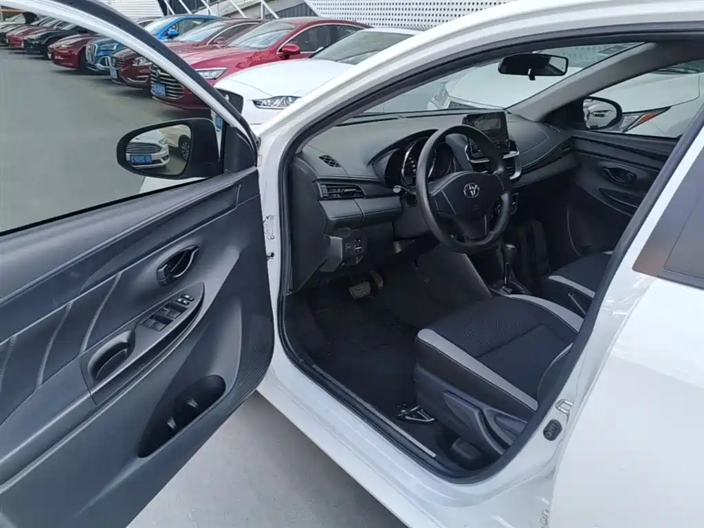 Toyota YARiS L Zhi Xuan 2020 1.5L CVT Leading Edition фото 16