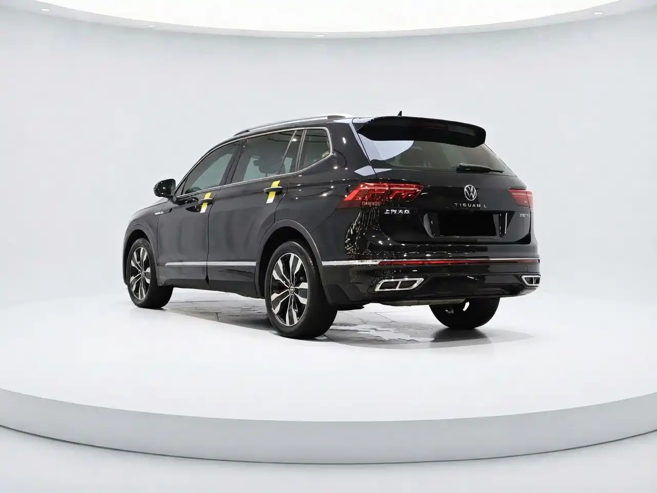 Volkswagen Tiguan L 2022 330TSI Auto 2WD R-Line Premium Edition фото 5
