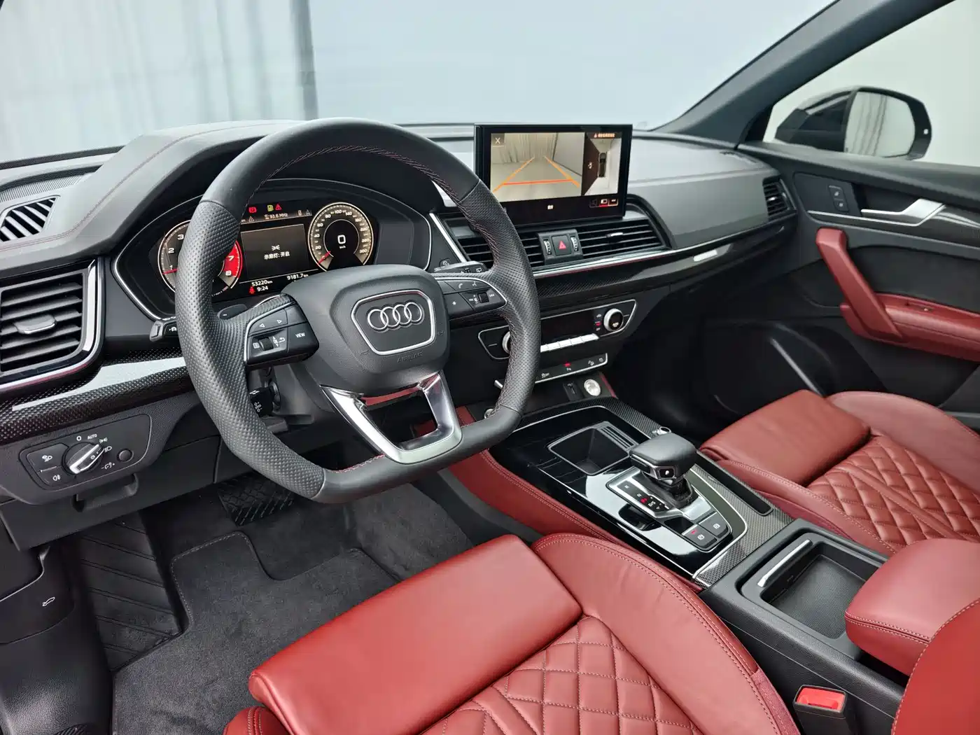Audi Q5L Sportback 2022 Facelift 40 TFSI Luxury Style фото 5
