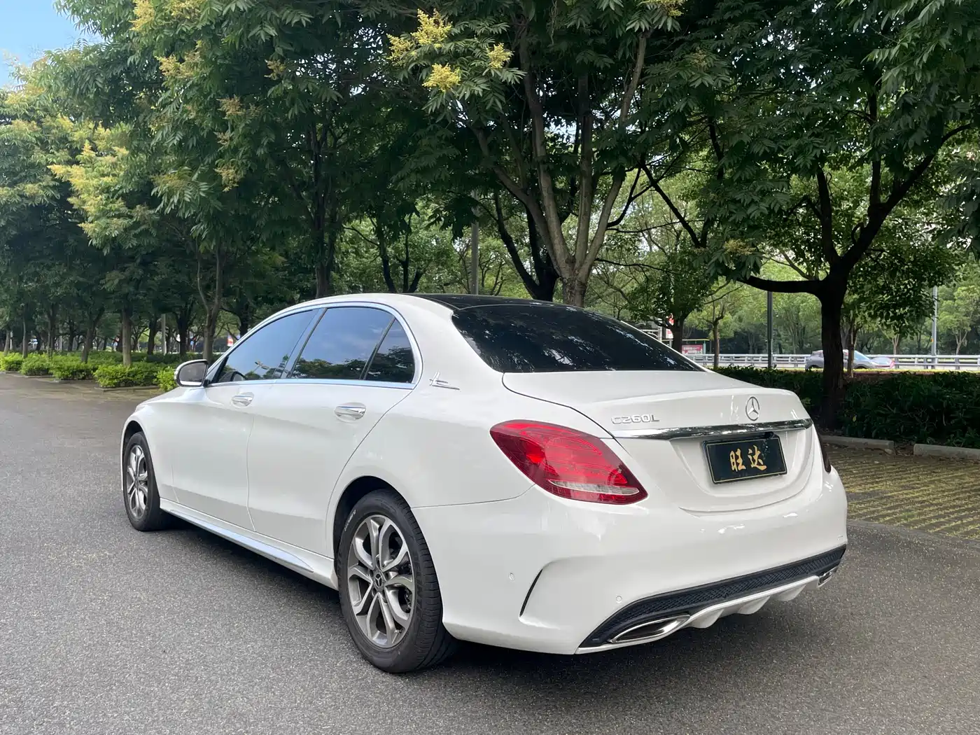 Mercedes-Benz C-Class 2015 Facelift C 200 L Sport фото 9