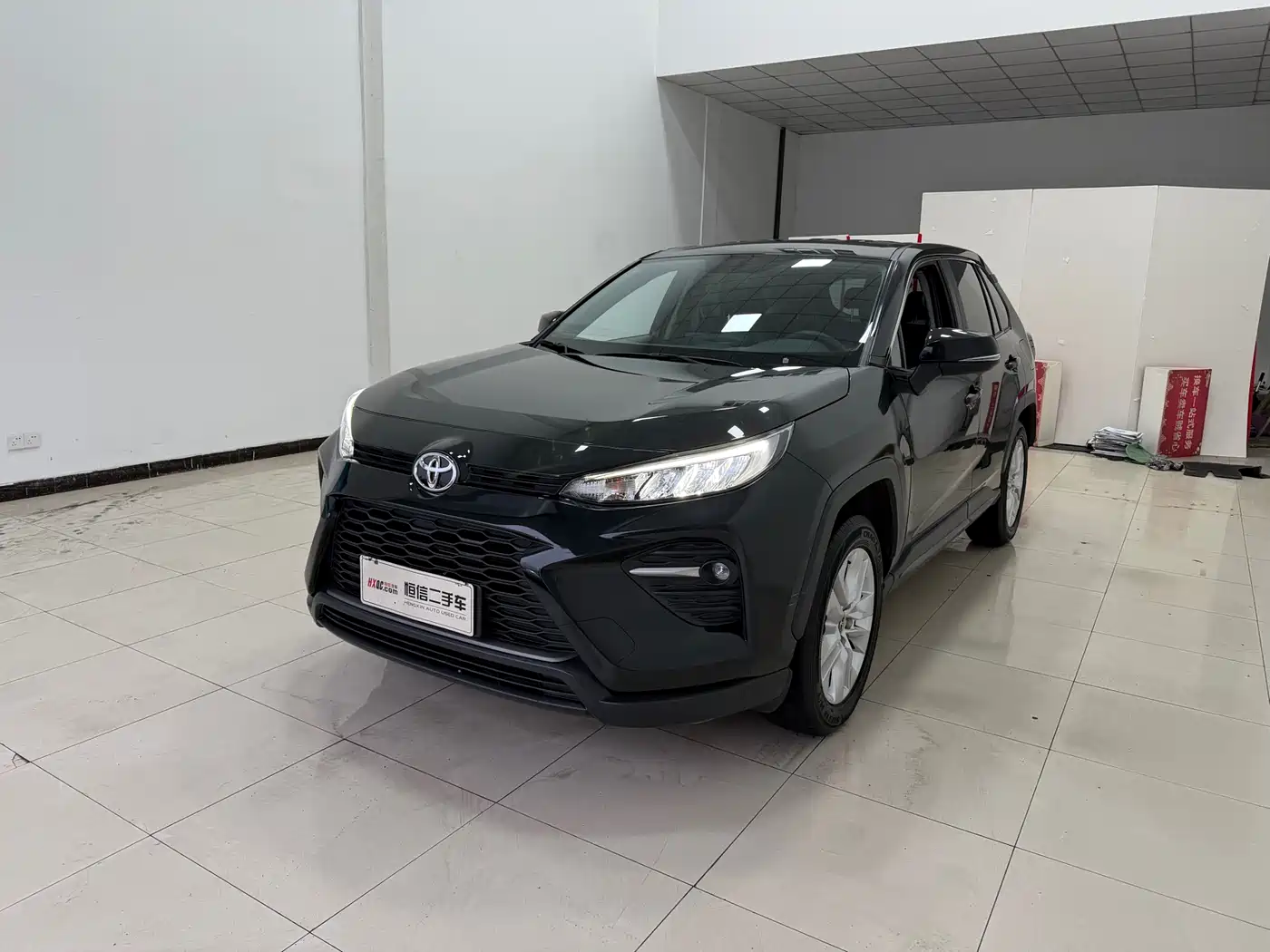 Toyota Wildlander 2022 2.0L CVT FWD Leading Edition