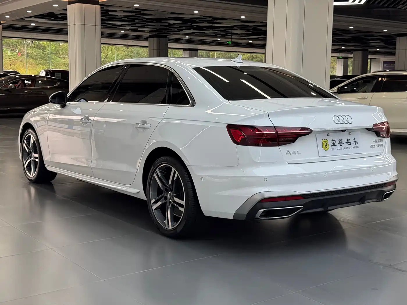 AUDI A4L