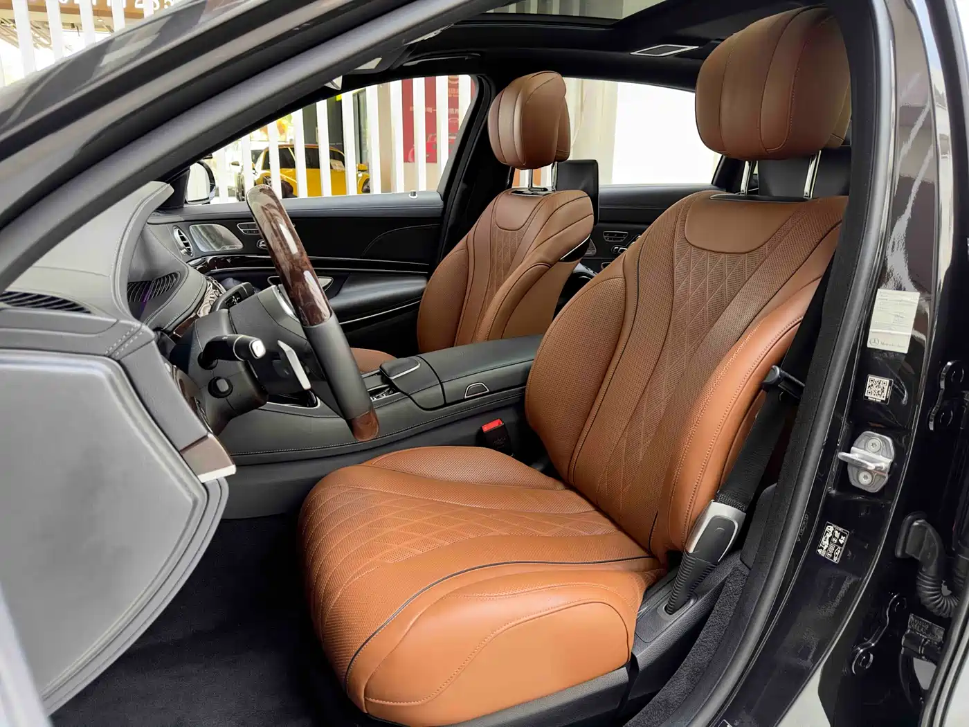 Mercedes-Benz Maybach S-Class 2020 S 450 4MATIC Collector's Edition фото 7