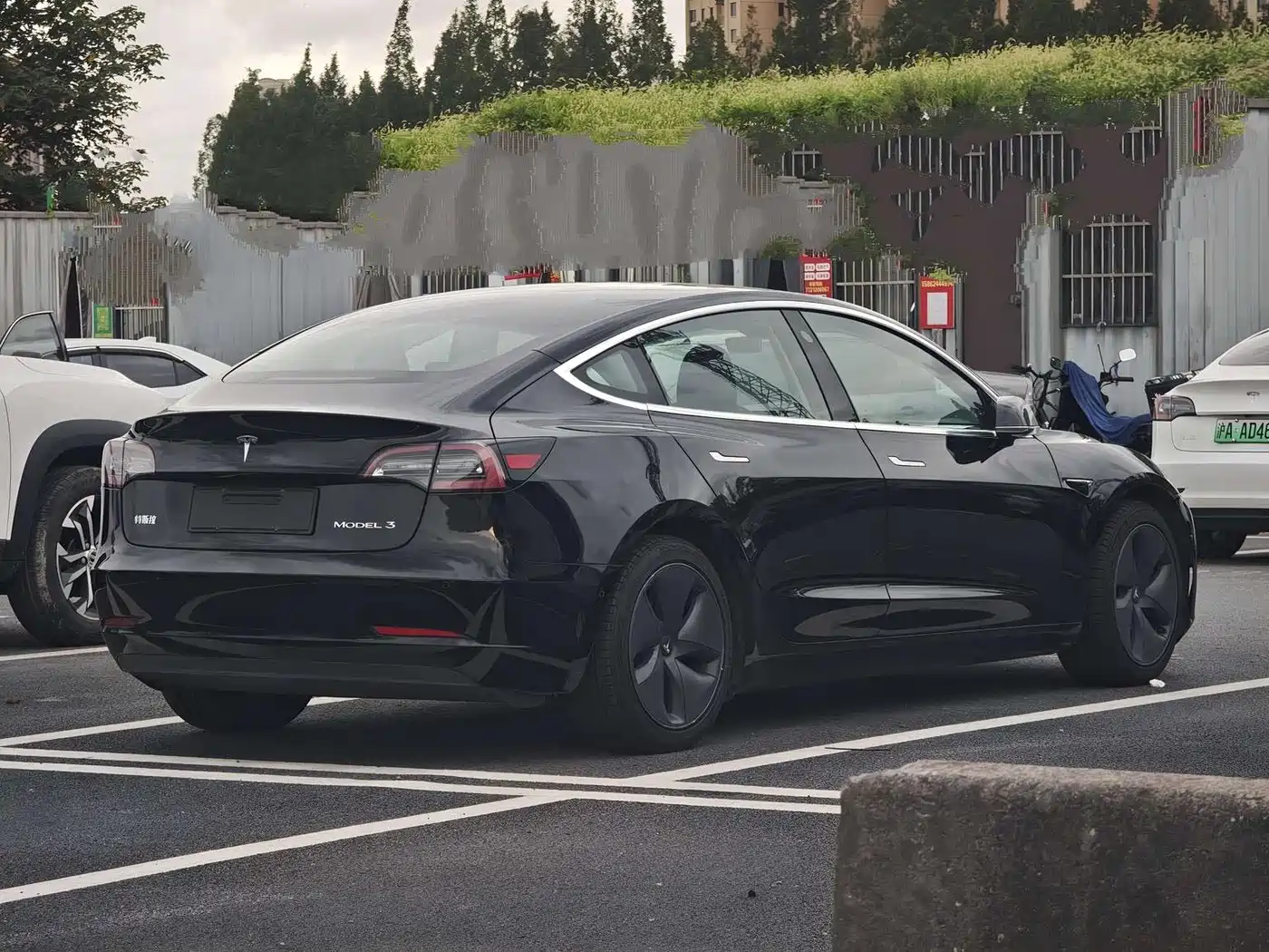 Фото 7 - Tesla Model 3