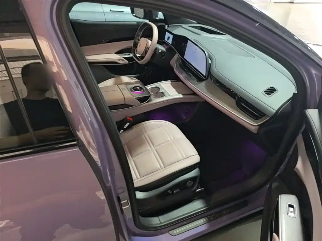 Hongqi Tian Gong 08 2025 680 Ultra AWD фото 25