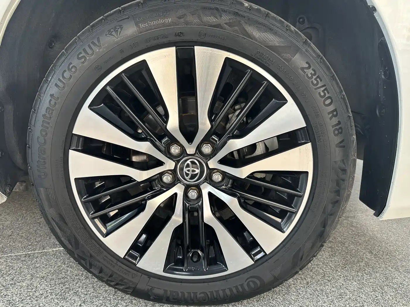 Toyota Alphard 2018 Facelift 3.5L Premium Edition фото 8