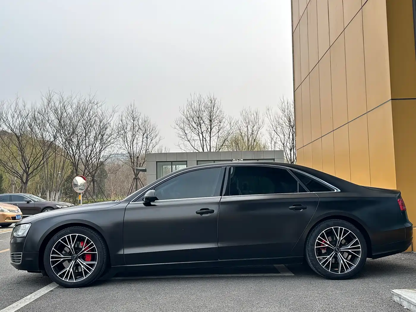 Audi A8 2011 A8L 3.0 TFSI quattro Luxury (213kW) фото 10