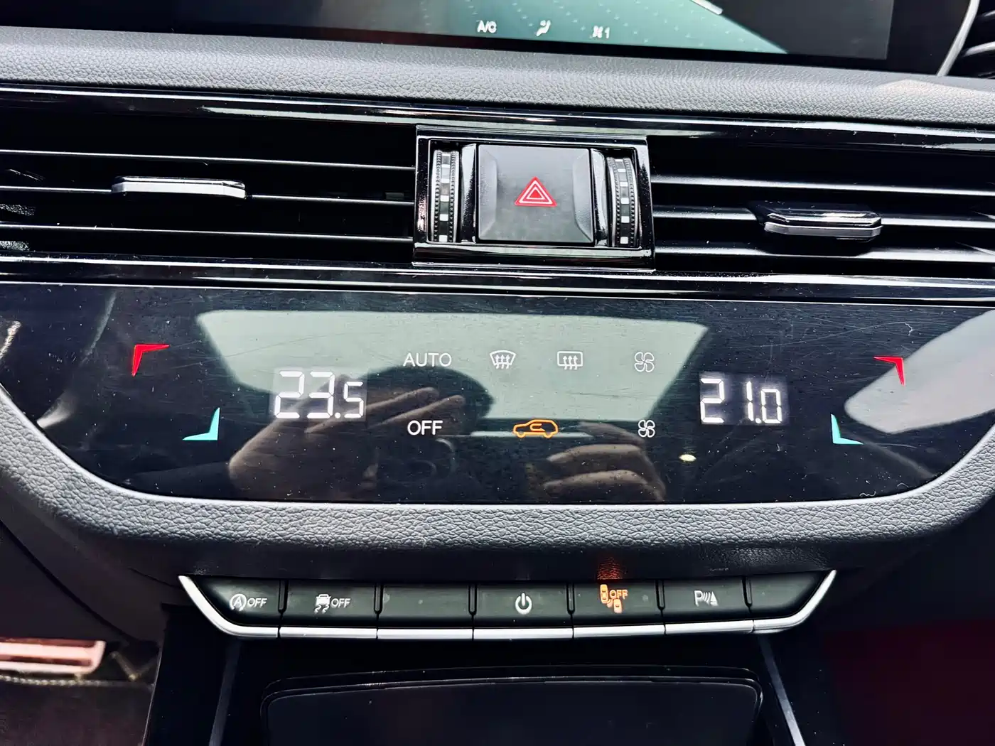 Hongqi HS5 2020 2019 2.0T Smart Connect Enjoy 4WD Edition