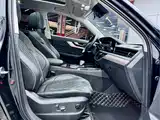 Photo 18 - Hongqi HS5