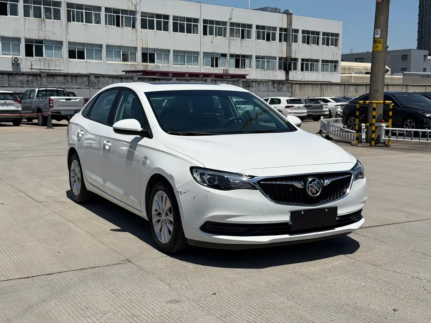 Buick Excelle 2021 Exemplar 1.5L Auto Elite фото 3