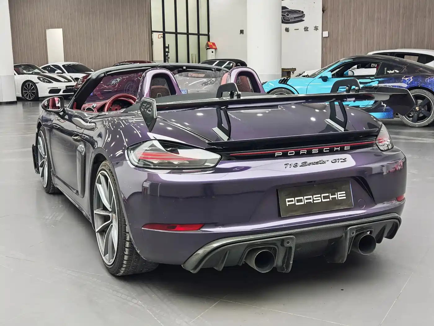 Porsche 718 2016 Boxster 2.0T фото 8