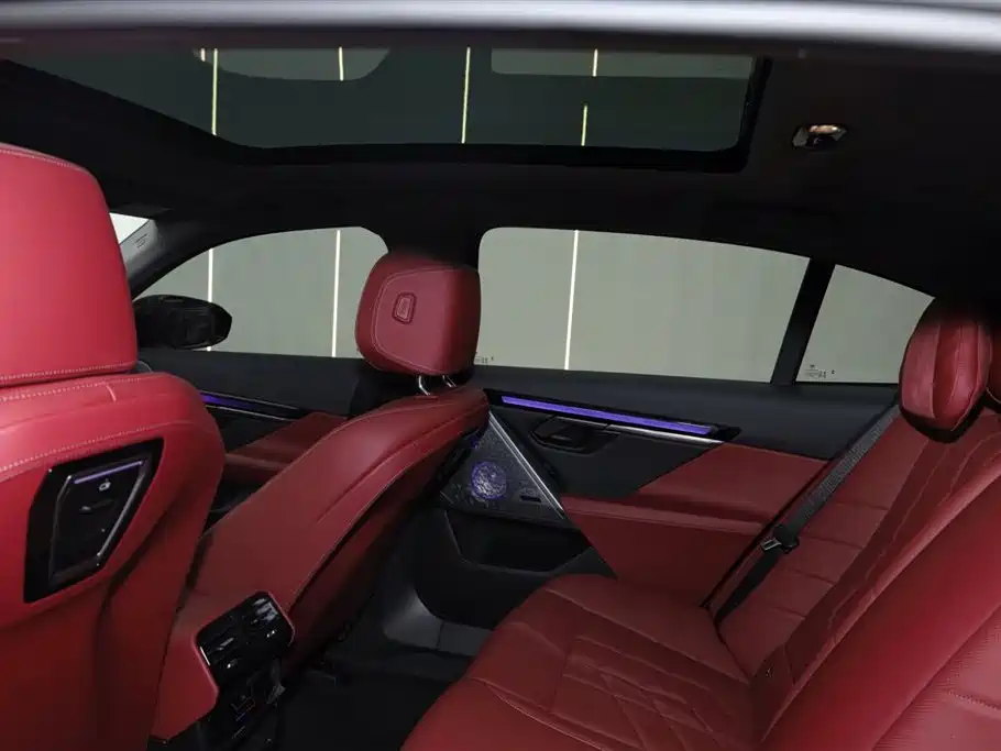BMW i5 2024 eDrive 35L M Sport Package фото 19