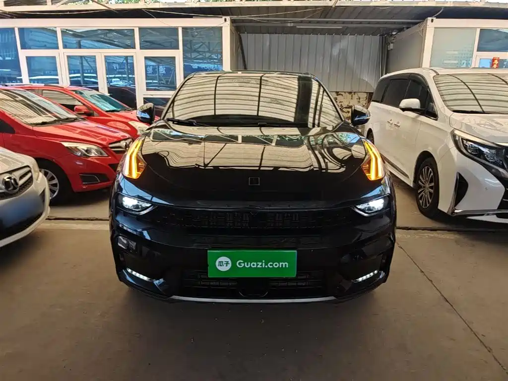 Lynk & Co 05 2020 2.0TD 2WD Shine Halo фото 3