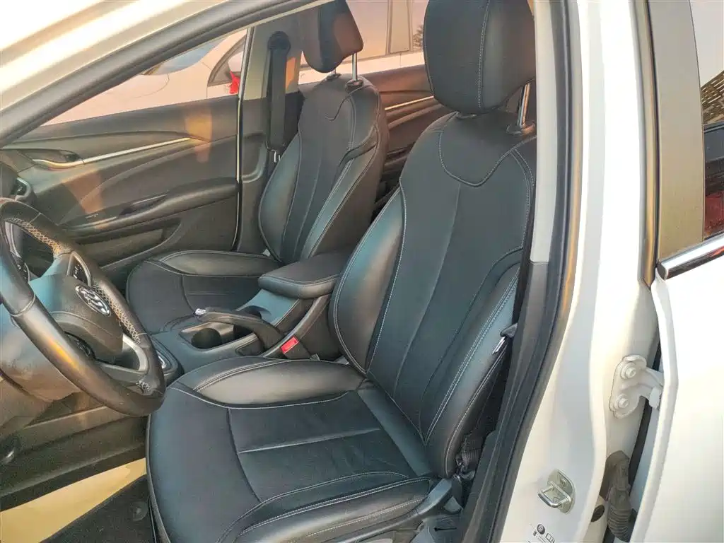 Buick Excelle 2019 18T Auto Connected Elite China VI фото 15